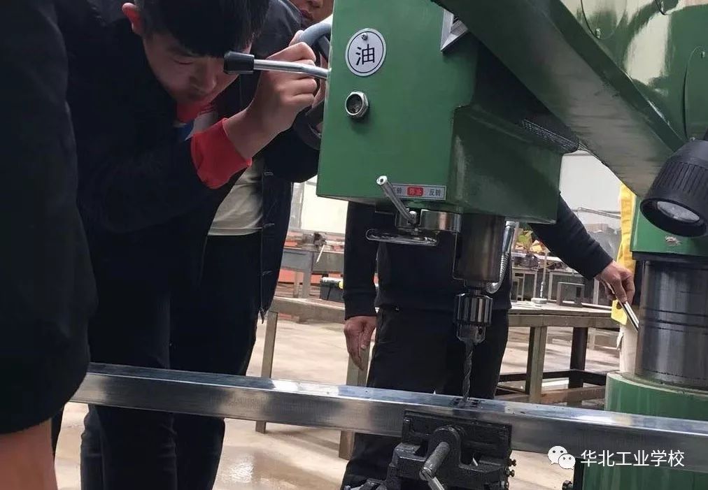 2020年华北工业学校春季招生简章(8) 2020年华北工业学校春季招生简章(8)